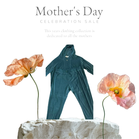 Whisper Me 2-Piece Women's Track Suit, Plus Size - Picture 4 of 4